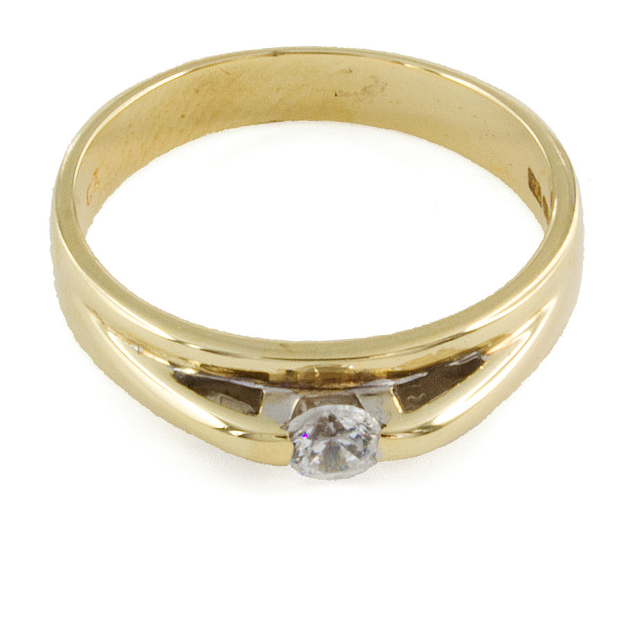 9ct gold Cubic Zirconia Ring size O